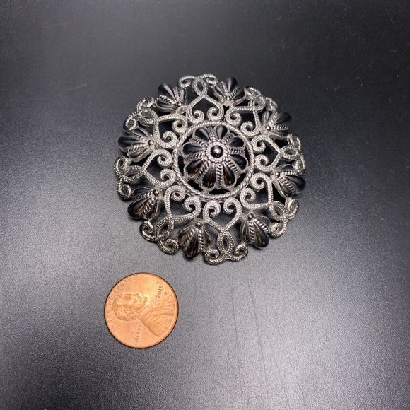 Crown Trifari Domed Brooch Pin Vintage Silver Tone Open Work Round Swirl Signed - Picture 4 of 6